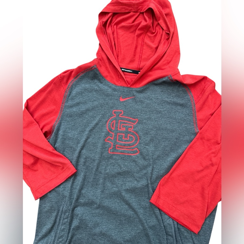 St‎ Louis Cardinals 1/2 Sleeve Gray & Red Men’s Nike Pullover Hooded Size Large